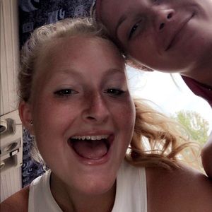 Meet your Posher, Guin